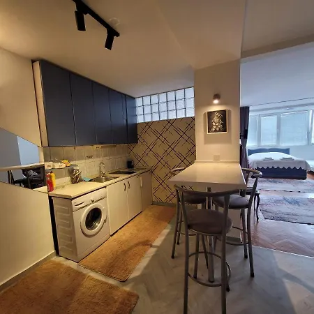 Appartment In Exellent Location Скопие Екстериор снимка